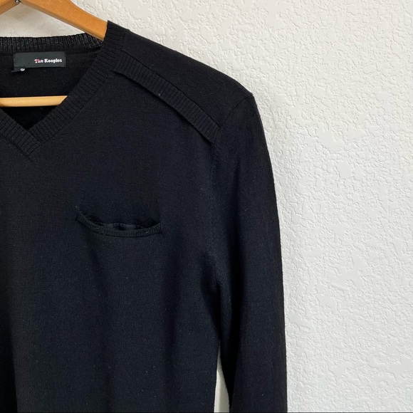 The Kooples Slit Slip Pocket V Neck Lambswool Sweater - Picture 3 of 9